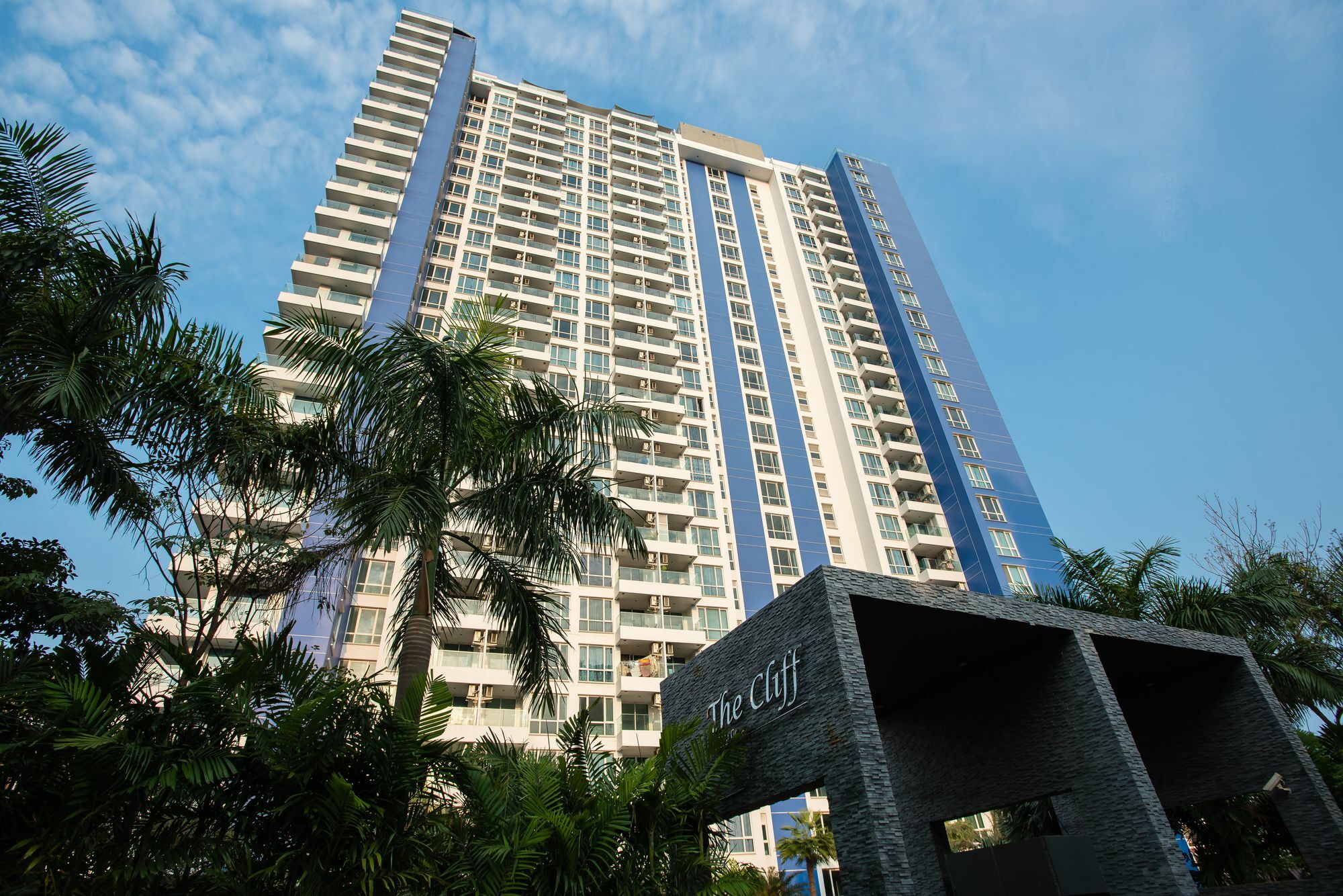 The Cliff Condominium Pattaya Eksteriør bilde