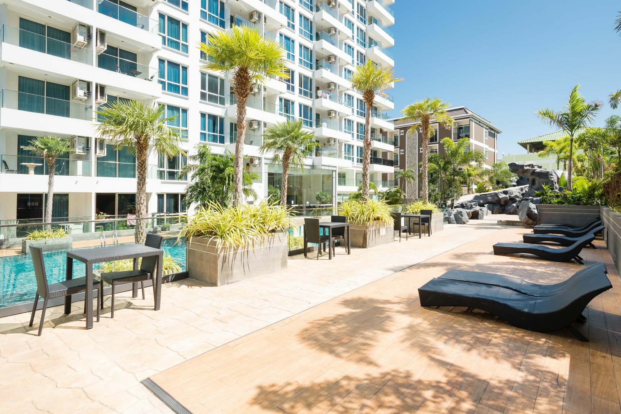 The Cliff Condominium Pattaya Eksteriør bilde
