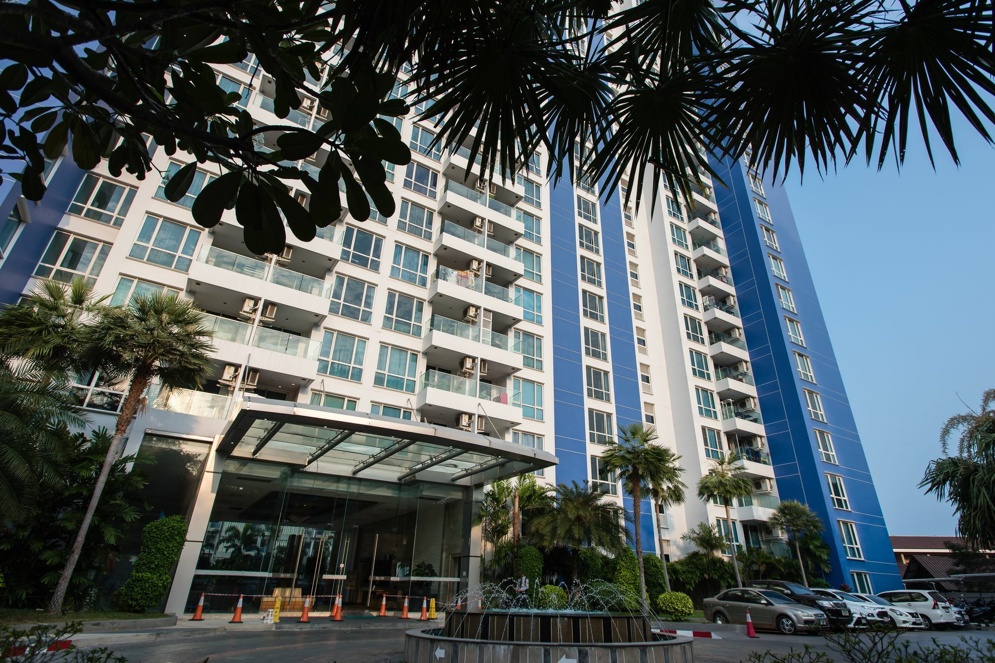 The Cliff Condominium Pattaya Eksteriør bilde